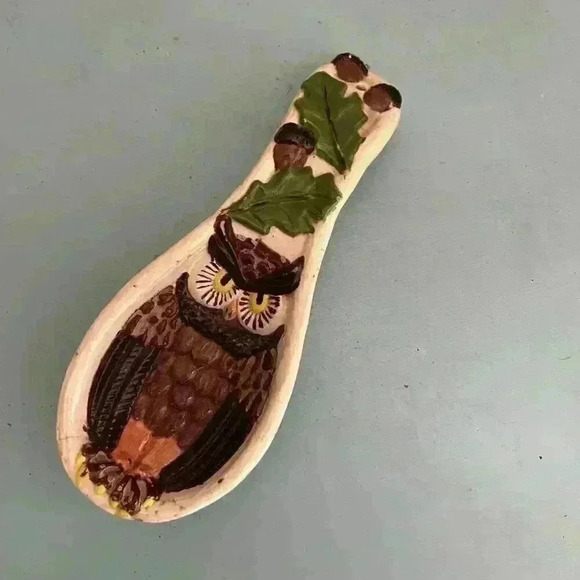 Vintage 80s Ceramic Owl Spoon Rest Kitschy Kitchen Wall Decor  Mid Century Decor - Picture 9 of 9